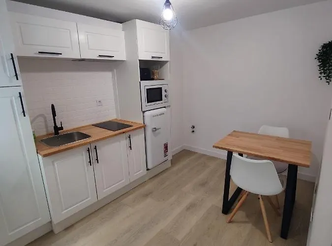 O Lar Da Muralla * Lugo